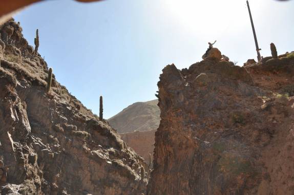 No alto do canyon Garganta del Diablo, em Tilcara - Argentina
